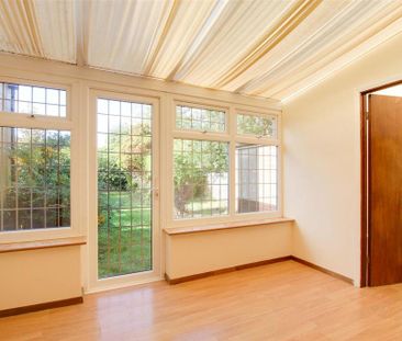 3 bedroom detached house to rent - Photo 5
