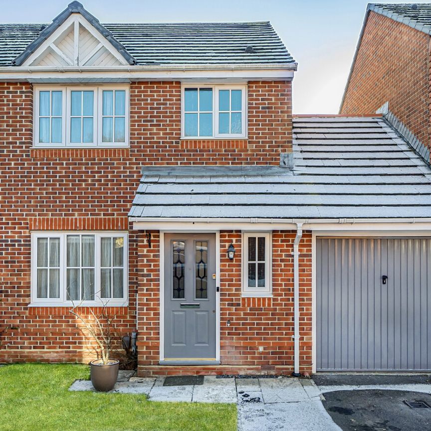 3 bedroom terraced house to rent - Photo 1