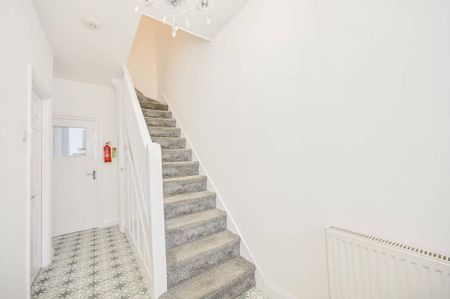 3 bedroom house to rent - Photo 3