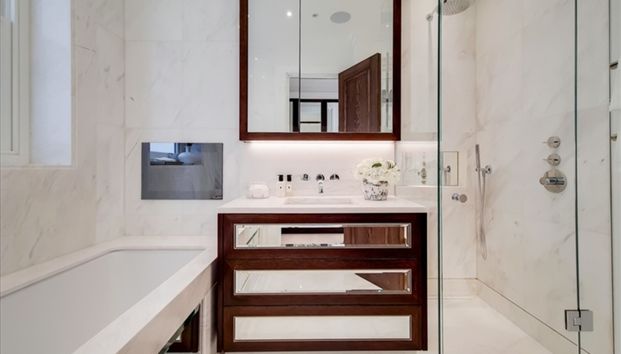 2 Bedroom Apartment, Prince Of Wales Terrace, Kensington, London - Photo 1