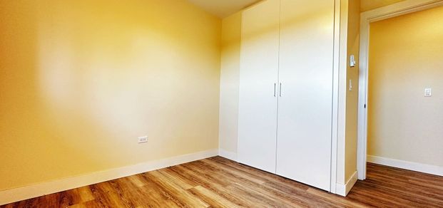 Beautiful Renovated Upper Floor for Rent | South Burnaby (South Burnaby) - Photo 1