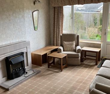 Singleton Close, Worthing - Photo 1