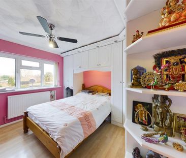 2 bedroom maisonette to rent - Photo 5