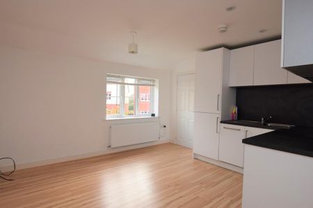 1 bedroom apartment to rent - Photo 4