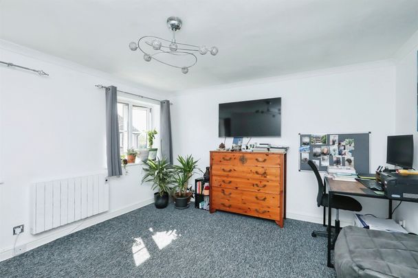 Priors Drive, Norwich - Photo 1