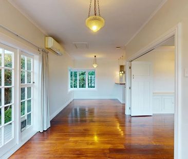 43 Trelissick Crescent, Ngaio - Photo 1