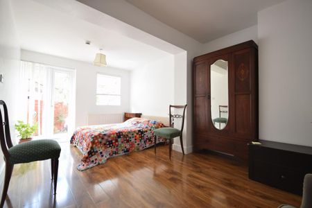 House share to rent - Photo 2