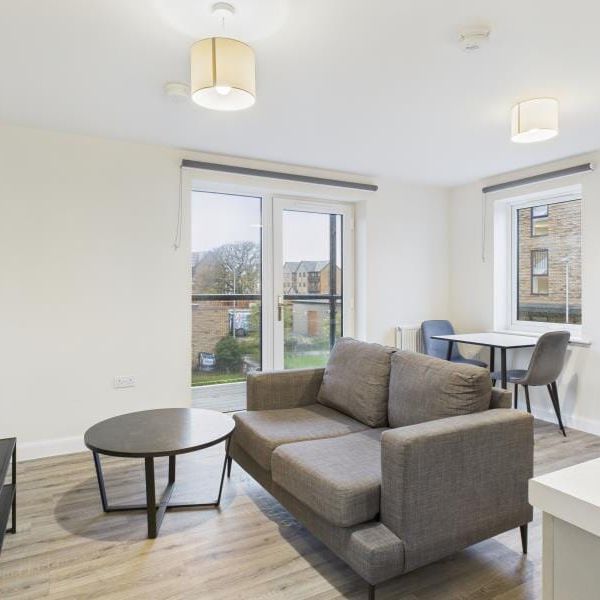 Minett Road, Yate, Bristol - Photo 1