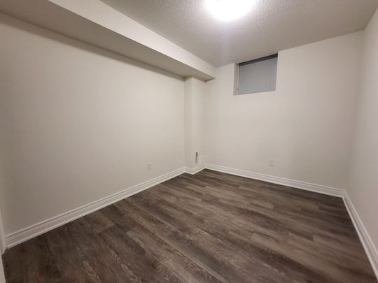 For Lease - 98 Wraggs Road Unit# Bsmt, Bradford West Gwillimbury, Ontario - Photo 1