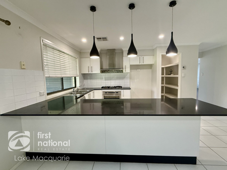 10 Redmond Circuit, Cameron Park NSW 2285 - House For Rent | Domain - Photo 2