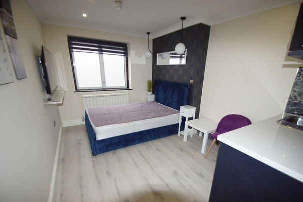 Studio to rent - Photo 1
