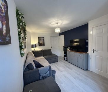 2 bedroom semi-detached house to rent - Photo 3