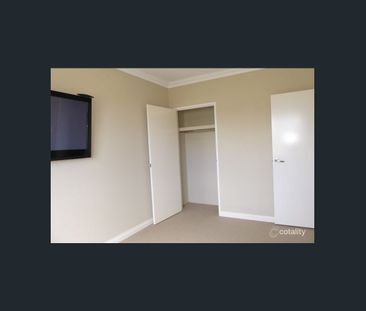 FANTASTIC LOCATION FAMILY HOME - Photo 4