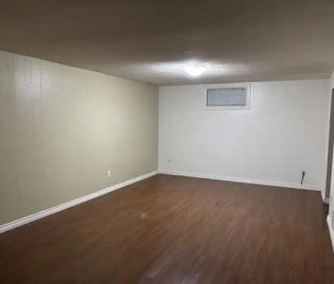 Basement for rent 2 bedrooms, 1 bathroom. | Edmonton - Photo 1