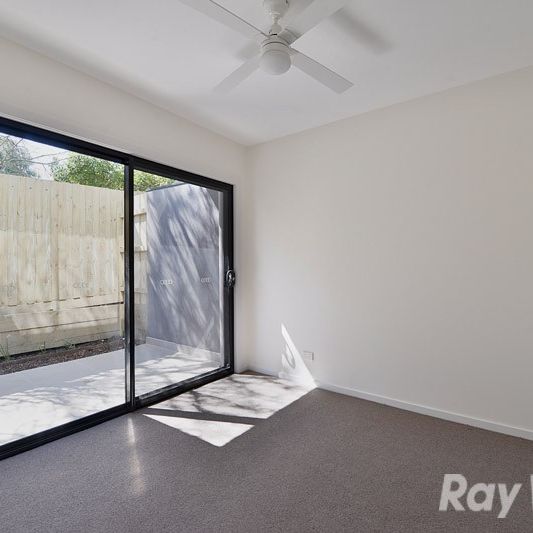 A near new 2 bedroom, 2 storey apartment near central Boronia - Photo 1