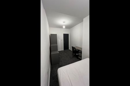 Room in a Shared House, Cream Street, S2 - Photo 3