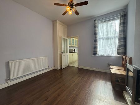 Silverton Road ,Foleshill - Photo 3