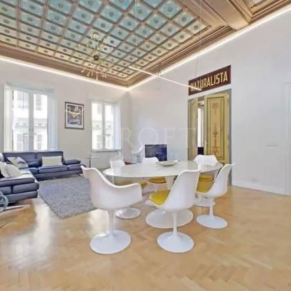 Prati/Lepanto: Quiet, fully-furnished 4 beds, 3 baths, kitchen, double living room, laundry, AC, lift, parking. Ref 2381 - Photo 2