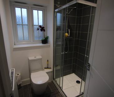 3 bedroom semi-detached house to rent - Photo 6