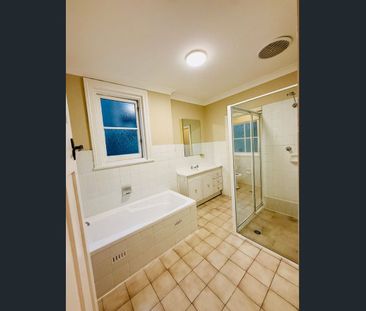 Timeless Charm in the Heart of Willoughby - Photo 4