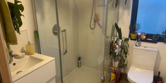 Room in a Shared House, London, SE6 - Photo 3