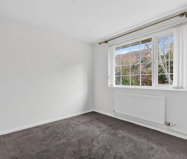 6a Strathearn Court, Holywood, BT18 9NR - Photo 4