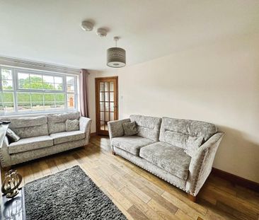 2 bedroom end of terrace house to rent - Photo 2