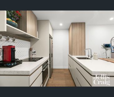 7/39 Hillside Grove, Airport West, Vic 3042 - Photo 1