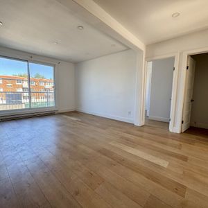 Villeray - Condo 4 1/2 Avec Parkings - Photo 3