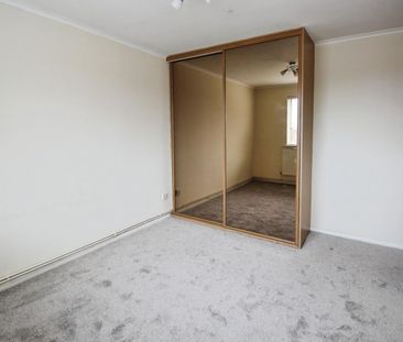 2 bedroom Flat To Let Total Size: 473 SQ FT - Photo 1
