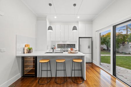 25 Raynes Street, Caulfield South VIC 3162 - House For Rent | Domain - Photo 5