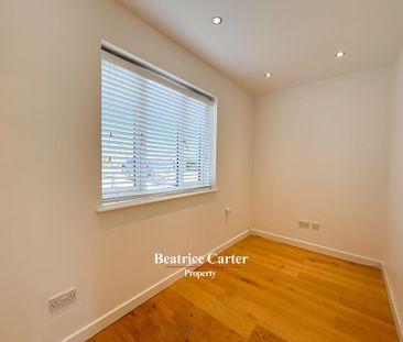 4 bedroom semi-detached house to rent - Photo 3