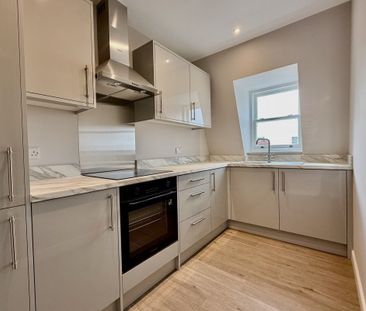 Sutton Court Road - Photo 1