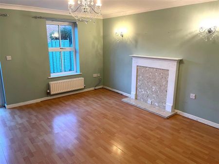 3 bedroom terraced house to rent - Photo 3
