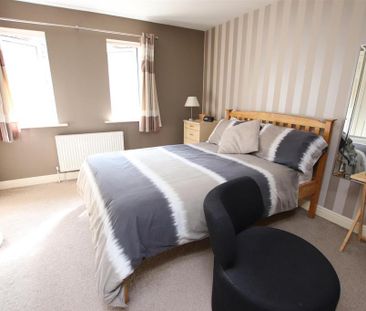 2 bedroom townhouse to rent - Photo 3