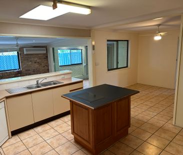 22 Minto Crescent, Arana Hills QLD 4054 - House For Rent | Domain - Photo 5