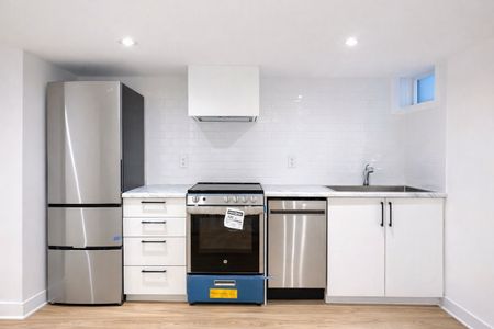 For Lease - 211 Shaw Street Unit# 211-B, Toronto, Ontario - Photo 2