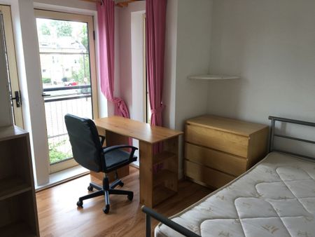 Jervaulx House, Lawrence Square - P10005 - Photo 4