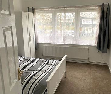 Room in a Shared Flat, Erskine Crescent, N17 - Photo 2