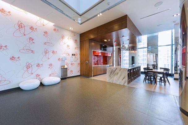 For Lease - 10 York Street Unit# 2409, Toronto, Ontario - Photo 1