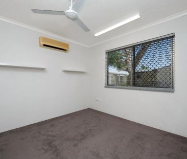 Immaculate Home with Pool and Shed - Photo 4