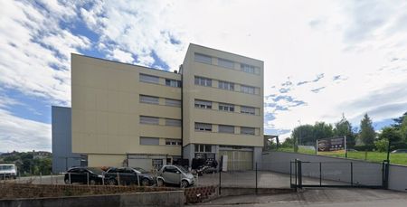 SPACIEUX LOGEMENT BIEN SITUE - Photo 2