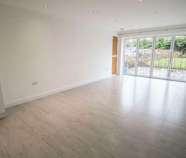 The Chantry, Llandaff, Cardiff, CF5 - Photo 1