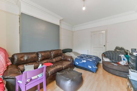 Norbury Crescent, Norbury, SW16 - Photo 3