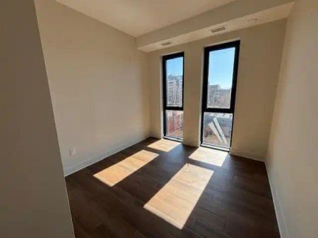 The Cooper — Large 2 Bedroom / 2 Bathroom - Photo 2