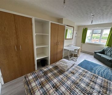 Girdlestone Road, Headington, Oxford - Photo 3