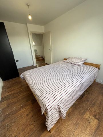 2 Bed Flat, Croydon, CR0 - Photo 4