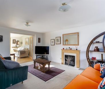 5 bedroom house to rent - Photo 1