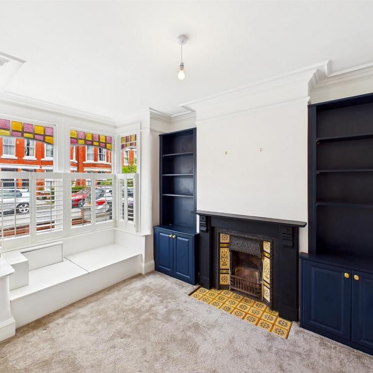 3 bedroom terraced house to rent - Photo 1