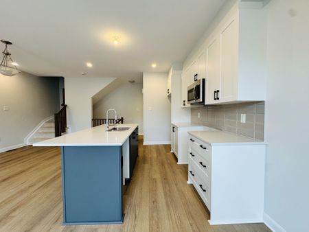 For Lease - 312 Clearpath Private, Kanata, Ontario - Photo 3